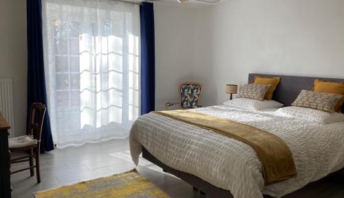 Queen Room with Garden View