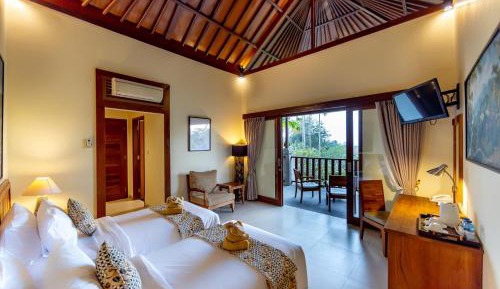 Suite Terrace Room and Free Shuttle to Ubud Center 