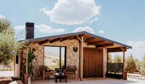 Deluxe Bungalow with Garden View