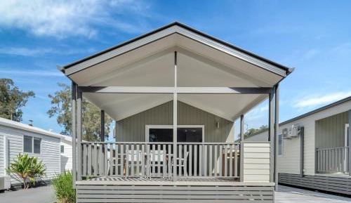 Bottlebrush Cabin (2BR)