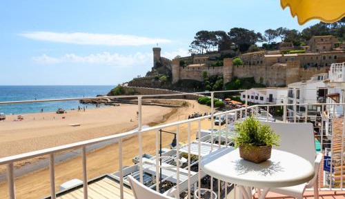  Deluxe Double Room with Ocean View and Balcony