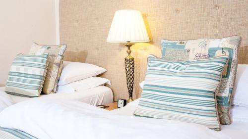 Deluxe Twin Room with Sea View