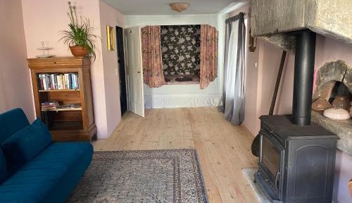 King Studio with Sofa Bed