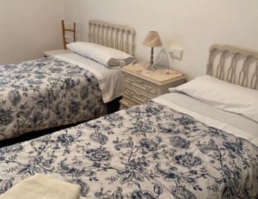Twin Room with Shared Bathroom