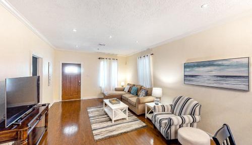 Three-Bedroom Vacation Home 