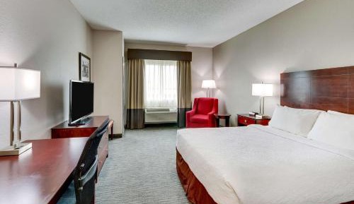 Queen Room - Mobility Accessible/Non-Smoking