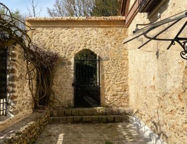 One-Bedroom House