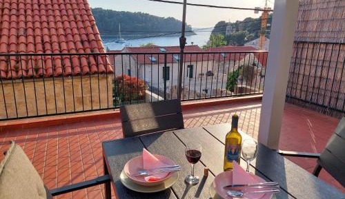 One-Bedroom Apartment with Terrace and Sea View