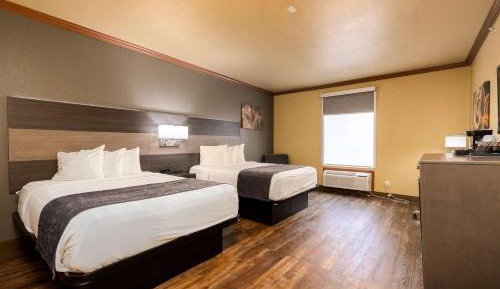 Queen Room with Two Queen Beds