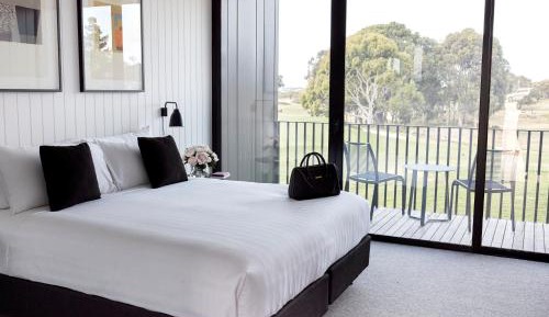 Premium Fairway View Suite