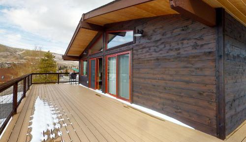 Three-Bedroom Vacation Home 