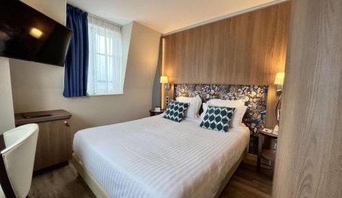 Standard Double Room with Sea View