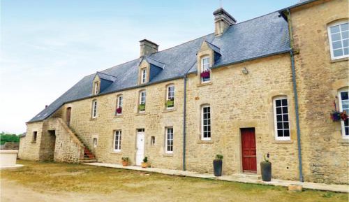 Three-Bedroom Vacation Home 