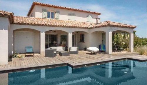 Four-Bedroom Vacation Home