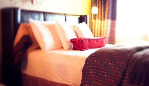 Honeymoon Suite