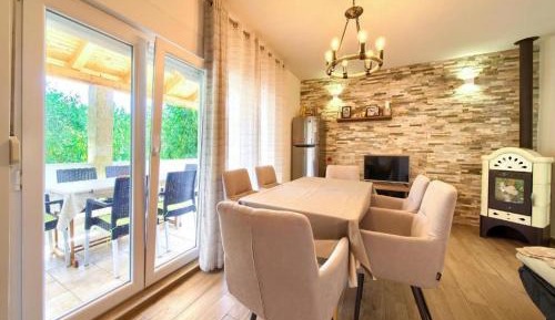 Two Bedroom Apartment with Terrace