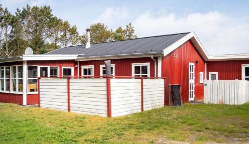 Three-Bedroom Vacation Home 