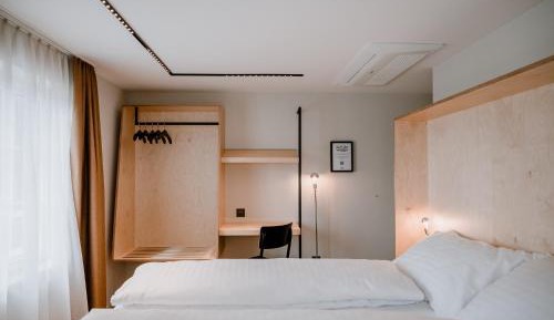 Double or Twin Room Standard