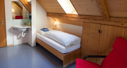 Single Room with Shared Bathroom