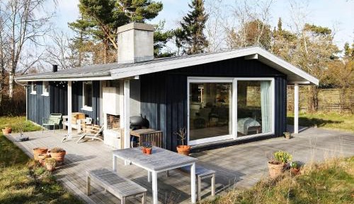 Two-Bedroom Holiday Home
