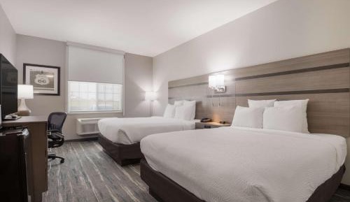 Queen Room with Two Queen Beds - Mobility Access