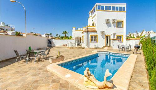 Three-Bedroom Vacation Home 