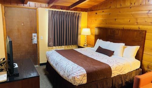 Small King Room