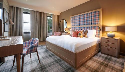 Loch View Double with Balcony