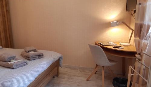 Standard Double Room with Shared Bathroom