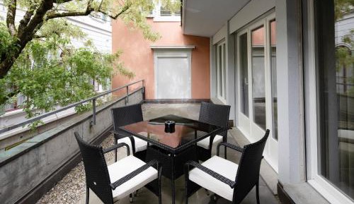 Apartment - Split Level