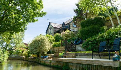 Suite with River View