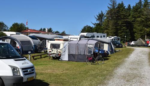Empty lot for tent (no electricity) (You need to bring your own tent)
