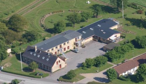 Single Room with Shared Bathroom