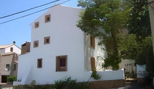 Five-Bedroom House