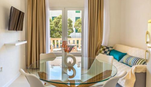 Apartment with Balcony