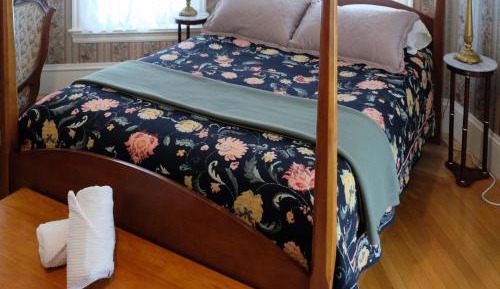 Deluxe Double Room with Bath