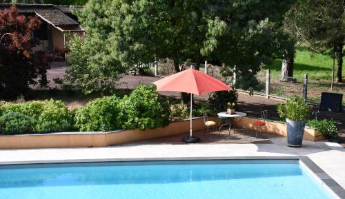 Queen Room with Pool View