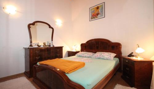 Two-Bedroom Apartment with Terrace and Sea View