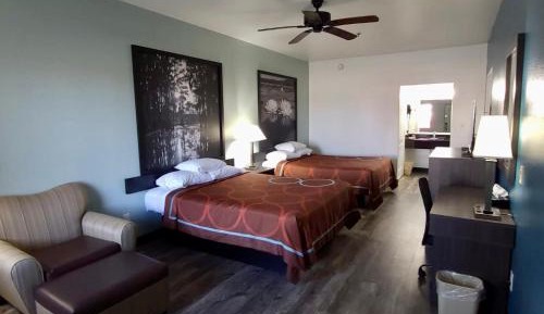 Queen Room with Two Queen Beds -  Smoking
