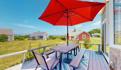 Three-Bedroom Vacation Home 