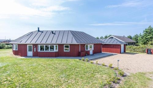 Four-Bedroom Vacation Home