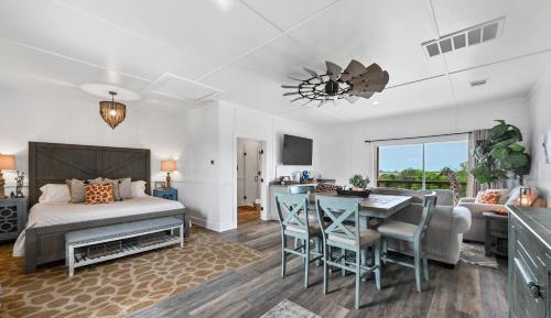 King Suite with Balcony