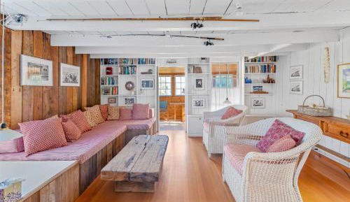 Two Bedroom Apartment 