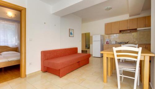 One-Bedroom Apartment with Terrace