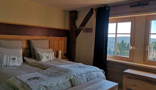 Triple Room with Mountain View