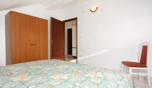 Two-Bedroom Apartment with Balcony and Sea View