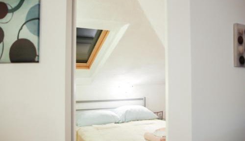 Two-Bedroom Apartment with Balcony and Sea View