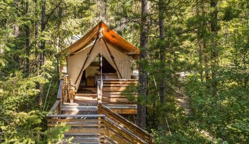 Deluxe Tent with Private Bathroom