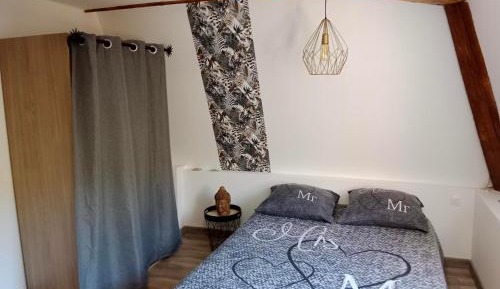 Studio with Mountain View