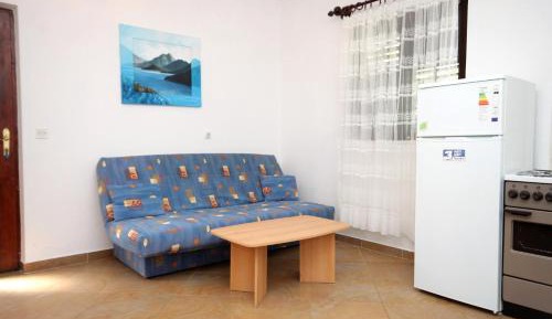One-Bedroom Apartment with Terrace and Sea View